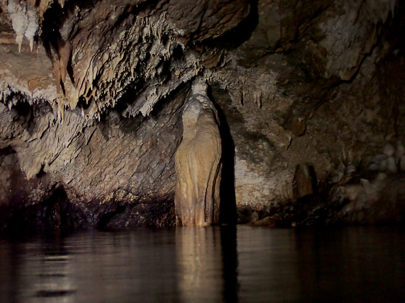 Formazione rocciosa nella grotta dell'alabastro